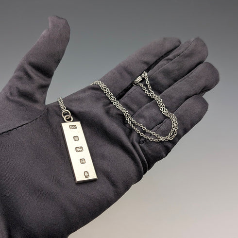 1977年 英国 純銀製 ジュビリーインゴットペンダント 17g ネックレス付